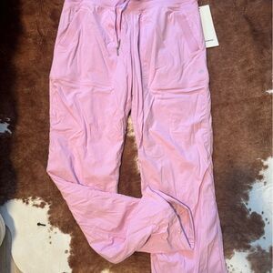 Lululemon dance studio pink